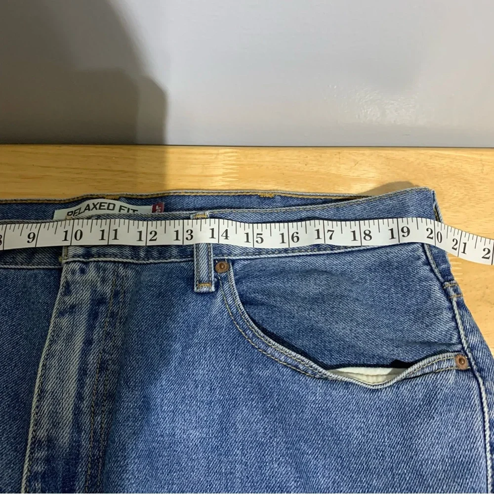 LEVI’S 550 TM Relaxed Fit Medium Wash Tapered Leg‎ Jeans Men’s 38X29 A-9